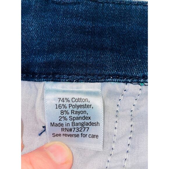 Nine West Denim Cutoff Shorts - Women's Size 14 - Frayed Hem & lots‎ of Stretch - Picture 6 of 8